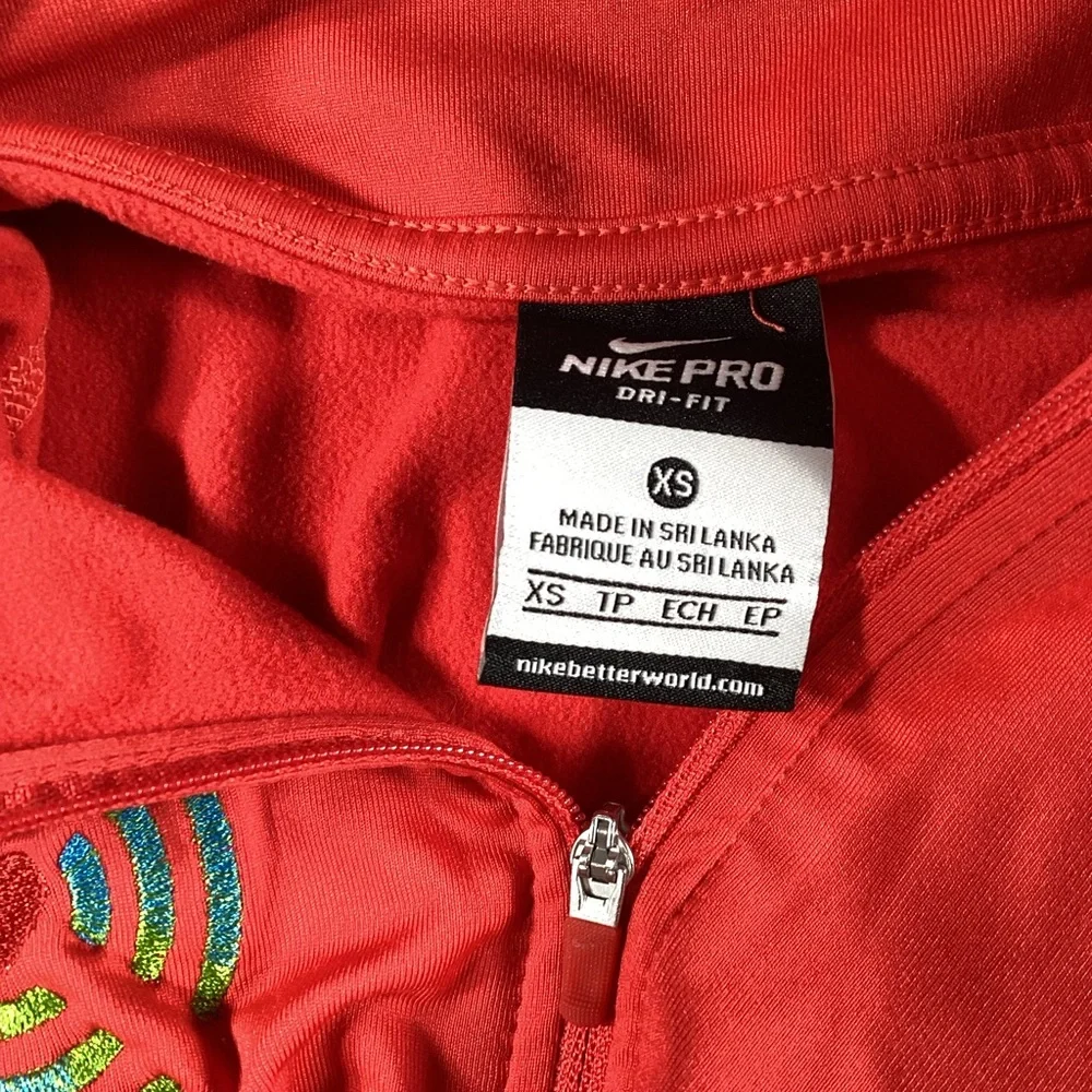 Nike Pro Dri-Fit Athletic Long Sleeve 1/4 Zip Top Red Women’s XS‎ Heart Running